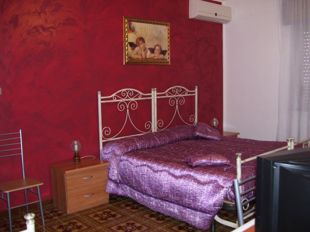B&B Da Pietro Calascibetta Habitación foto